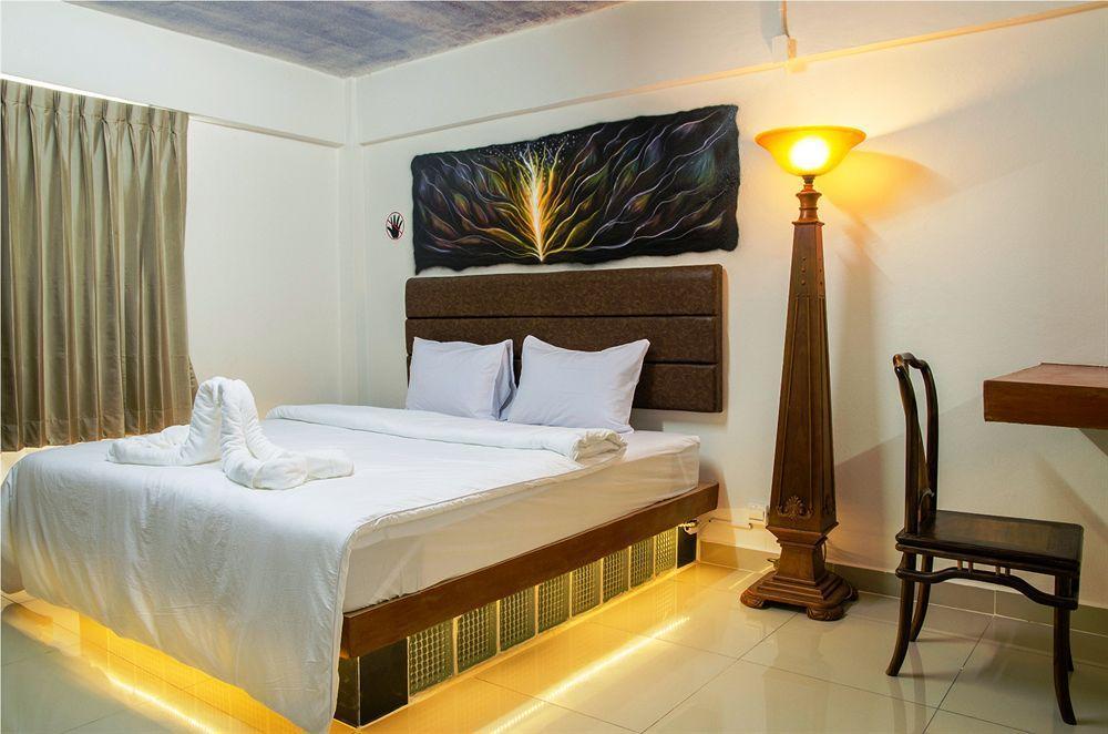 Khunsri Resort Art Boutique Hotel Pattaya Exterior photo