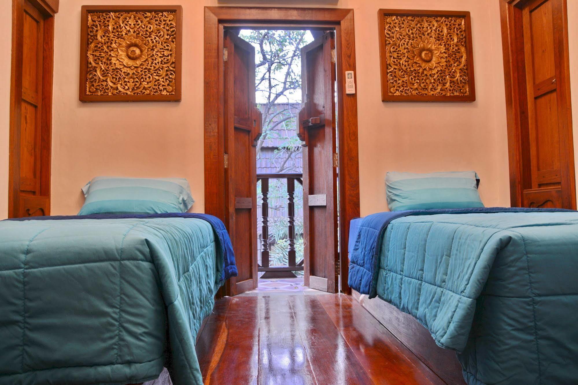 Khunsri Resort Art Boutique Hotel Pattaya Exterior photo